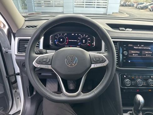 Used 2023 Volkswagen Atlas SE image 6