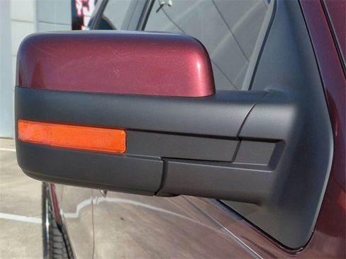 Used 2010 Ford F150 Lariat image 12