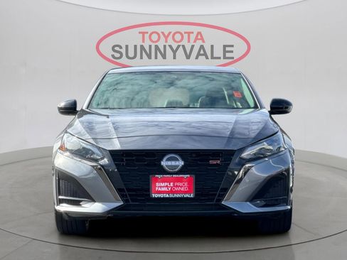 Used 2024 Nissan Altima 2.5 SR image 11