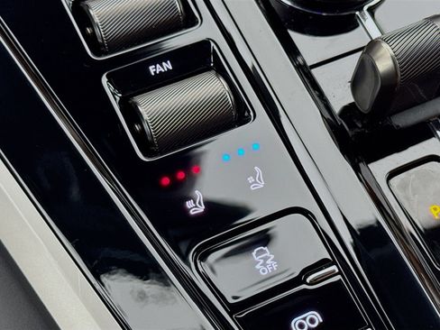 New 2026 Aston Martin DBX 707 AWD/4WD image 18