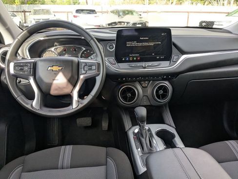 Used 2025 Chevrolet Blazer LT FWD image 26