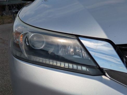 Used 2013 Honda Accord LX image 9