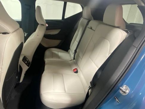 Used 2025 Volvo XC40 B5 Plus w/ Climate Package AWD/4WD image 13