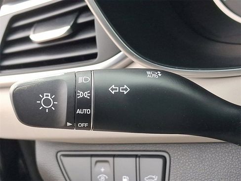 Used 2023 Genesis G70 3.3T w/ Sport Prestige Package image 28