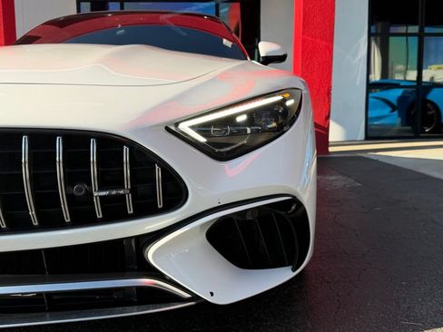 Used 2023 Mercedes-Benz SL 55 AMG 4MATIC image 5
