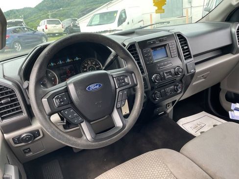 Used 2018 Ford F150 XLT w/ Trailer Tow Package image 12