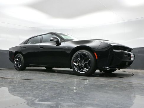 New 2026 Dodge Charger R/T AWD/4WD image 38