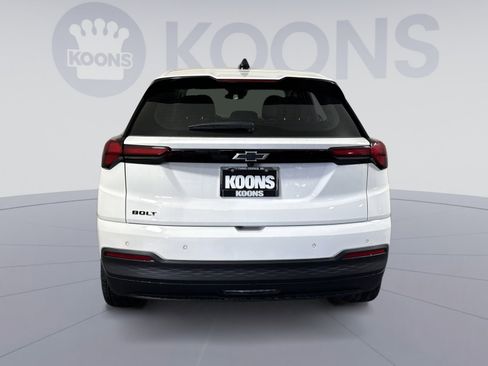 New 2027 Chevrolet Bolt LT w/ Comfort Package image 5