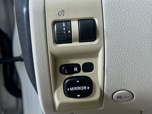 Used 2010 Subaru Impreza 2.5i AWD/4WD image 16