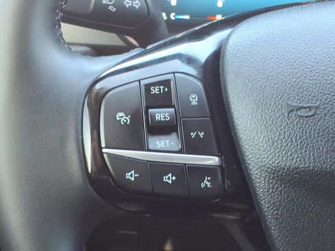 Certified 2023 Ford Escape Platinum w/ Premium Technology Package AWD/4WD image 29