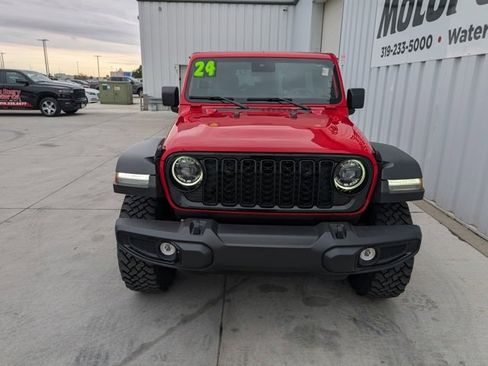 Used 2024 Jeep Wrangler Willys image 29