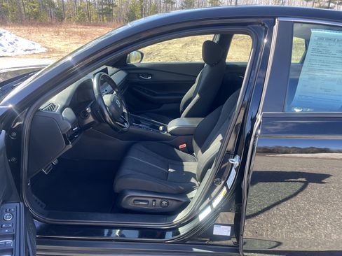 Used 2023 Honda Accord Sport image 14