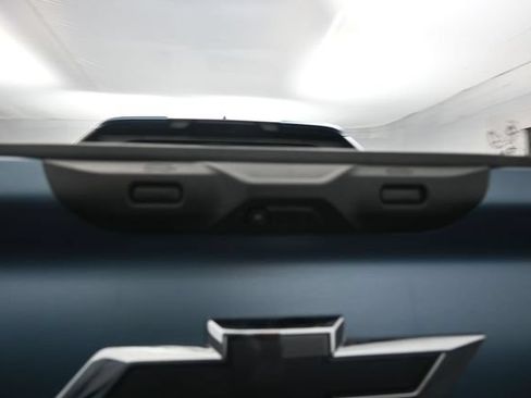 Used 2025 Chevrolet Silverado EV RST AWD/4WD image 21