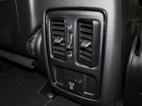 Used 2020 Jeep Grand Cherokee Altitude RWD image 17
