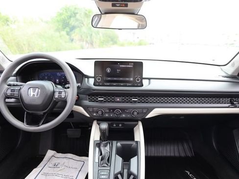 Certified 2024 Honda Accord EX image 11
