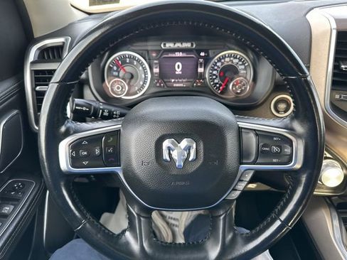 Used 2022 RAM 1500 Laramie AWD/4WD image 19