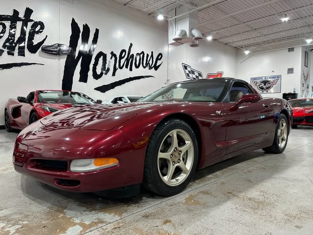 Used 2003 Chevrolet Corvette Coupe w/ Preferred Equipment Group RWD image 22