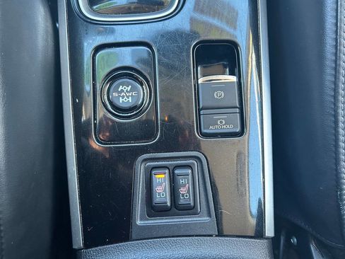 Used 2020 Mitsubishi Outlander SEL image 17