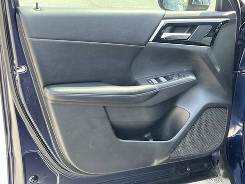Used 2022 Mitsubishi Outlander SE AWD/4WD image 27