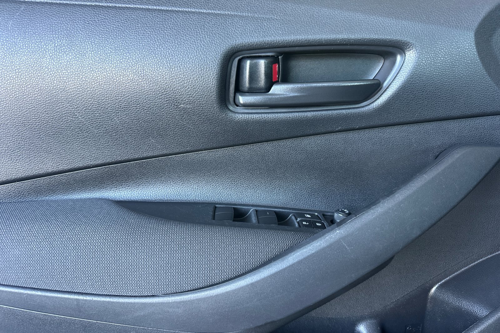 Certified 2024 Toyota Corolla LE FWD image 13