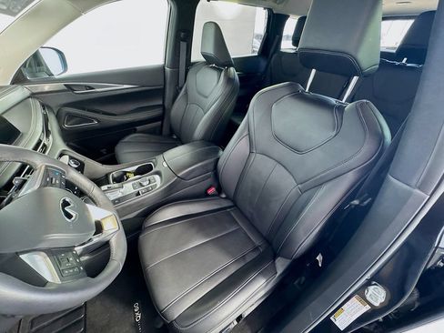 Certified 2026 INFINITI QX60 Luxe w/ Cargo Package FWD image 22