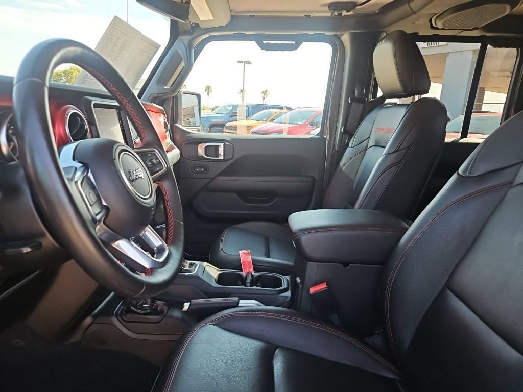 Used 2023 Jeep Gladiator Rubicon w/ LED Lighting Group AWD/4WD image 17