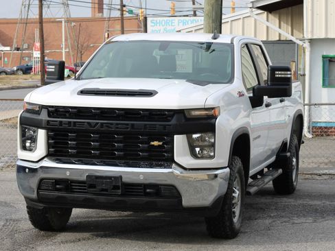 Used 2023 Chevrolet Silverado 2500 W/T w/ WT Convenience Package AWD/4WD image 3