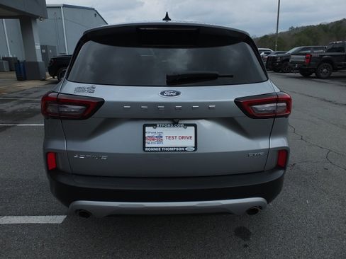 Used 2024 Ford Escape Active image 4