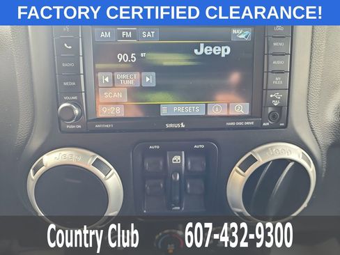 Used 2017 Jeep Wrangler Unlimited Sahara w/ Quick Order Package 24E Chief AWD/4WD image 16