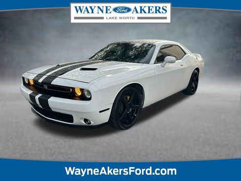 Used 2016 Dodge Challenger R/T Plus RWD image 1