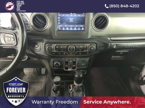 Used 2023 Jeep Wrangler Unlimited w/ Cold Weather Group AWD/4WD image 24