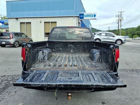 Used 2002 Chevrolet S10 Pickup LS w/ LS Preferred Equipment Group AWD/4WD image 12