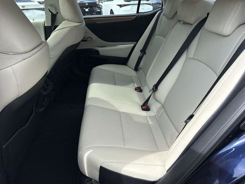 Used 2025 Lexus ES 350 w/ Premium Package FWD image 23