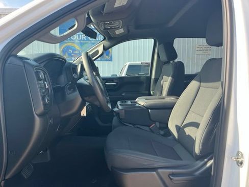 Used 2021 Chevrolet Silverado 1500 Custom Trail Boss AWD/4WD image 7