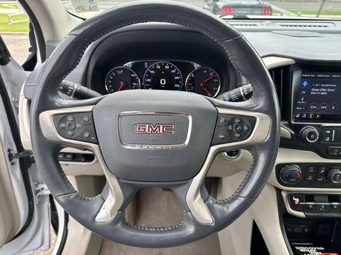 Used 2022 GMC Terrain Denali w/ Denali Premium Package AWD/4WD image 24