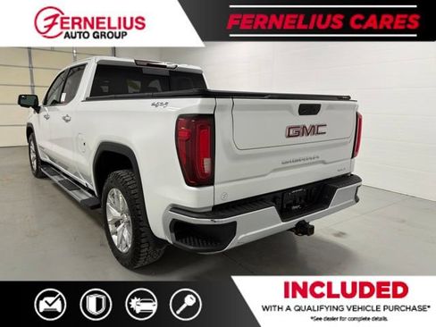 Used 2021 GMC Sierra 1500 SLT w/ SLT Premium Package AWD/4WD image 5