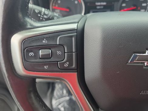 Used 2020 Chevrolet Silverado 1500 LT Trail Boss w/ Convenience Package AWD/4WD image 18