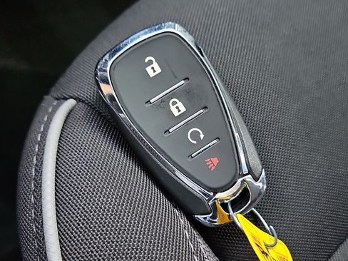 Used 2025 Chevrolet TrailBlazer LT FWD image 19
