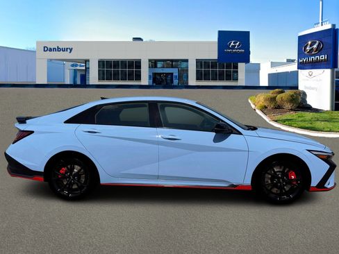 New 2026 Hyundai Elantra N FWD image 9