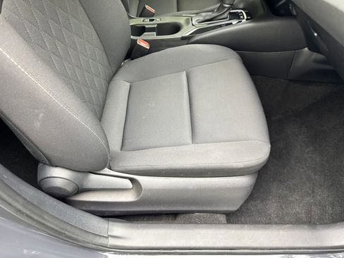 Used 2024 Toyota Corolla LE w/ LE Convenience Package FWD image 44