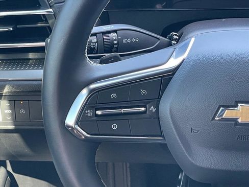 Used 2026 Chevrolet Traverse LT w/ Driver Confidence Package image 13