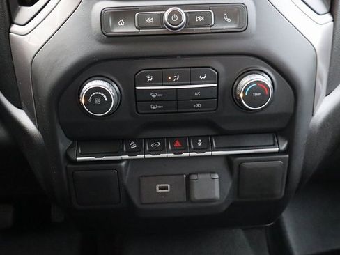 Used 2020 Chevrolet Silverado 1500 Custom Trail Boss image 8