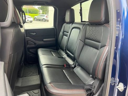 Used 2023 Nissan Frontier Pro-X w/ Pro-X Premium Package RWD image 9