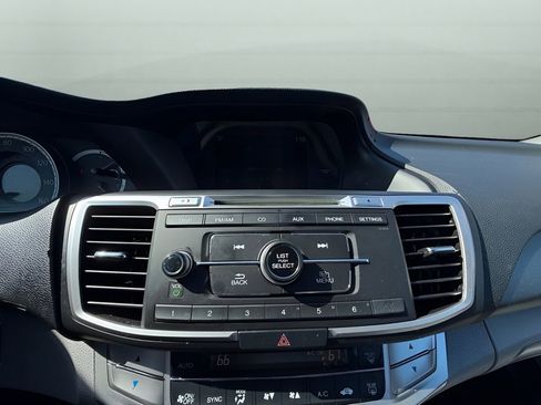 Used 2014 Honda Accord LX image 19