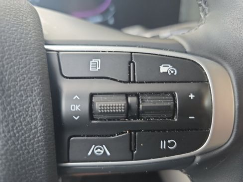 Certified 2025 Kia Sportage EX FWD image 24