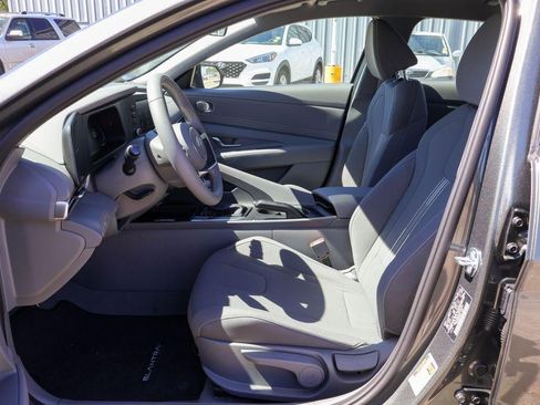 New 2026 Hyundai Elantra Sport image 7