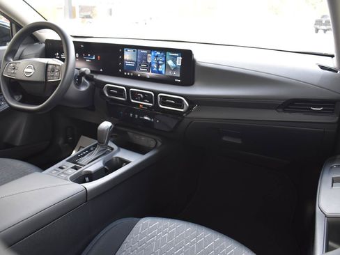 Used 2026 Nissan Sentra SV w/ Floor Mat Package FWD image 50
