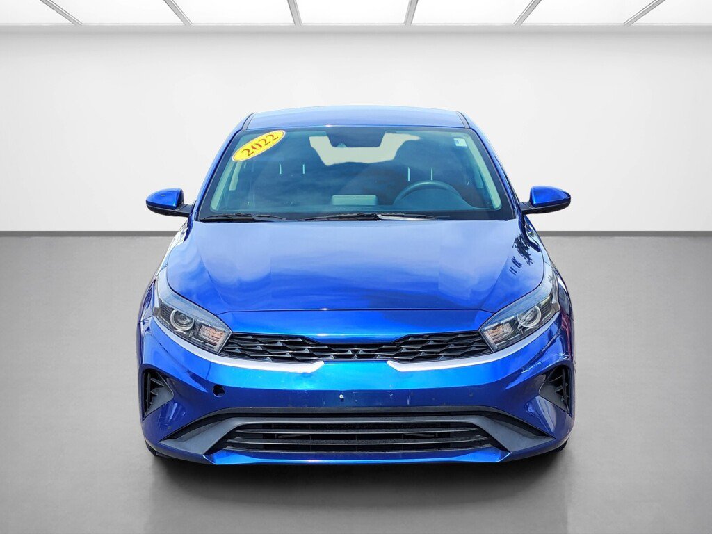 Used 2022 Kia Forte LXS FWD image 8