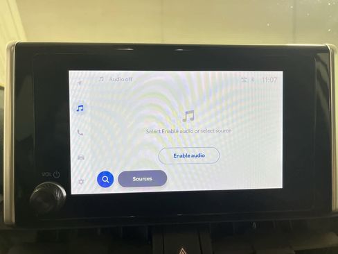 Used 2024 Toyota RAV4 XLE w/ Convenience Package image 18