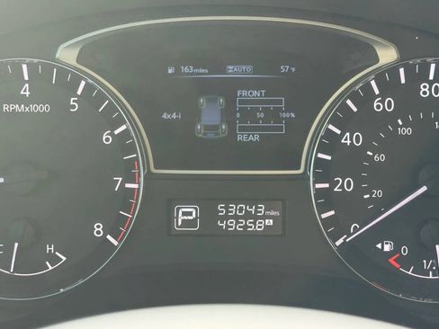 Used 2014 Nissan Pathfinder Platinum AWD/4WD image 22